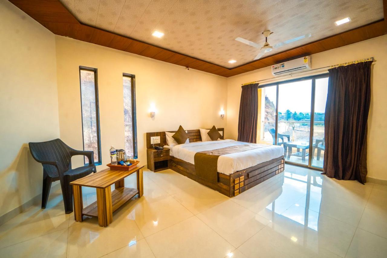 Vrindavan Resort Mahābaleshwar Extérieur photo