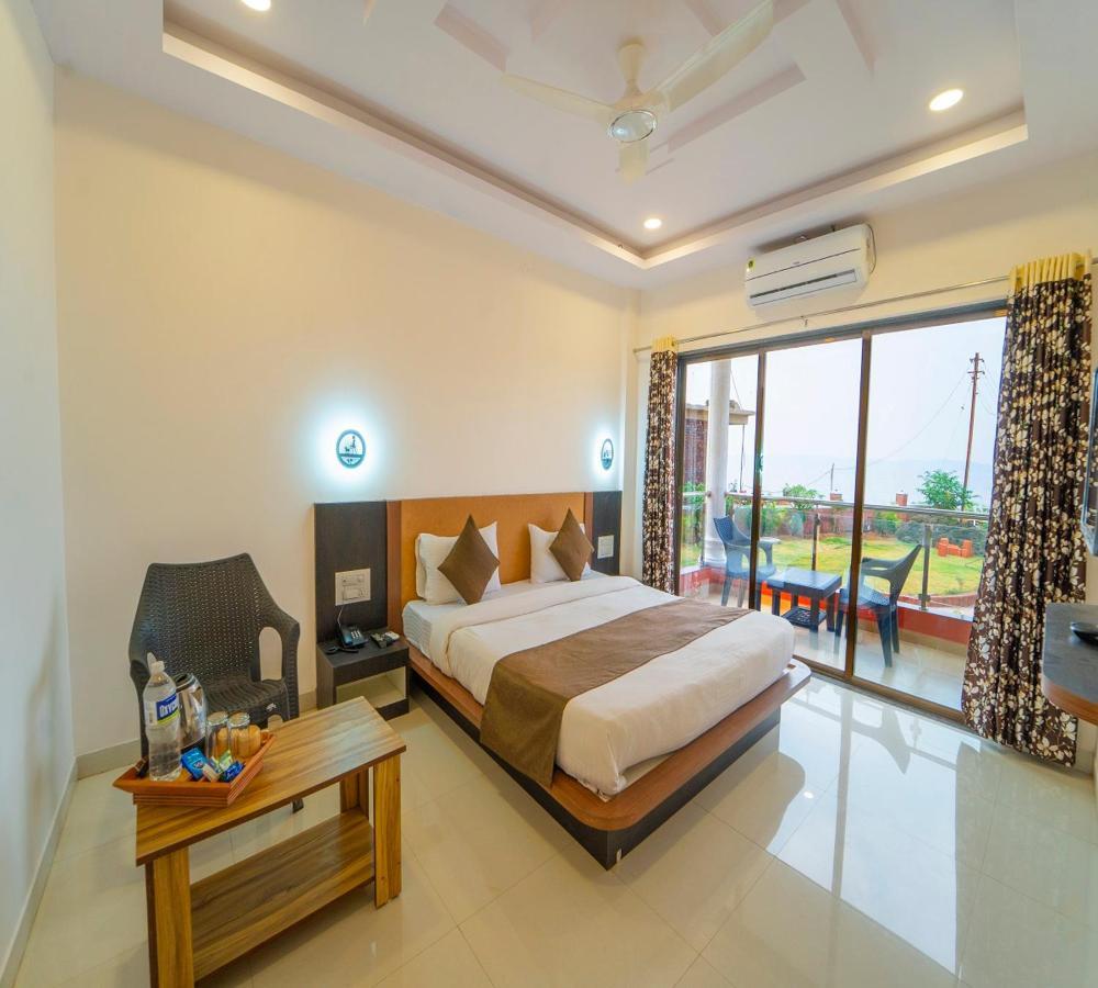 Vrindavan Resort Mahābaleshwar Extérieur photo