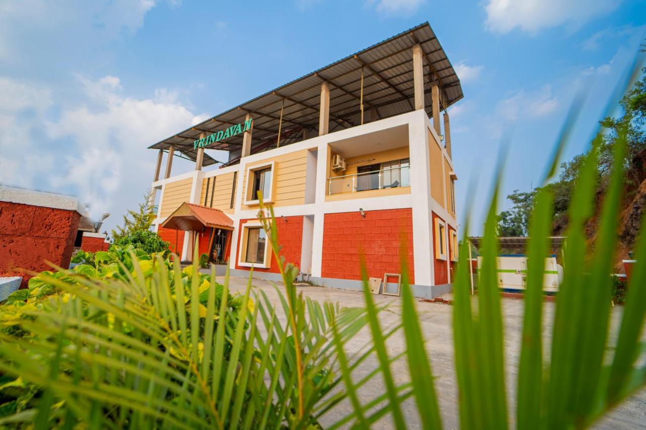 Vrindavan Resort Mahābaleshwar Extérieur photo