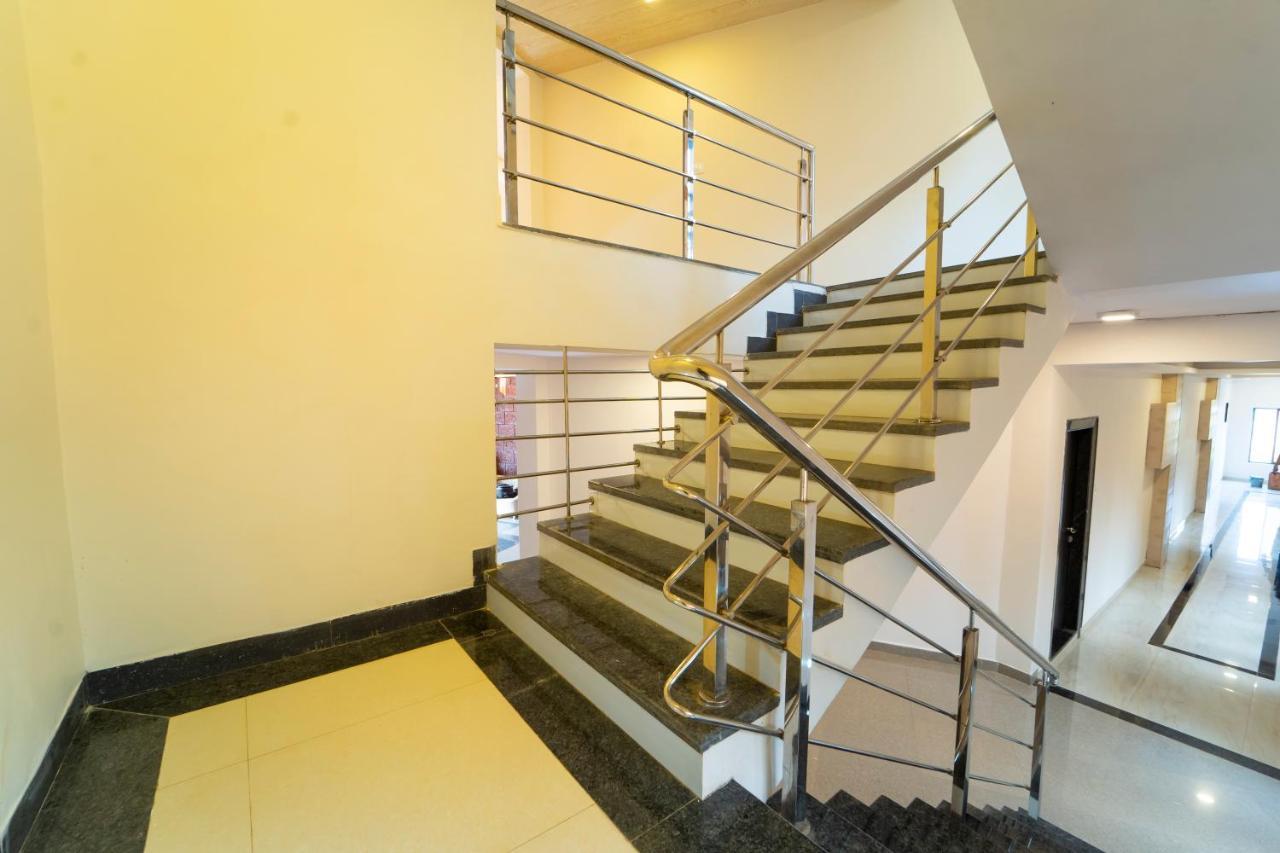 Vrindavan Resort Mahābaleshwar Extérieur photo