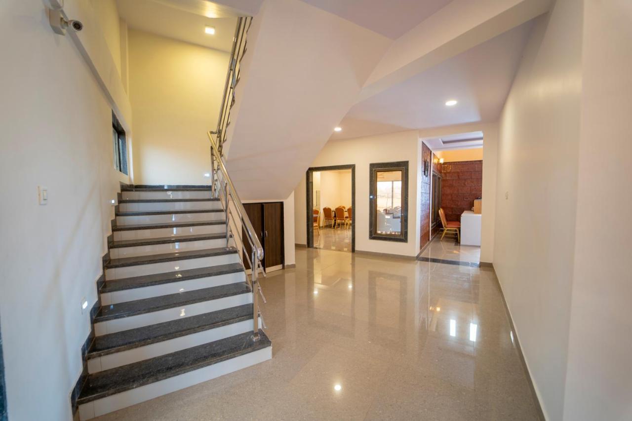 Vrindavan Resort Mahābaleshwar Extérieur photo